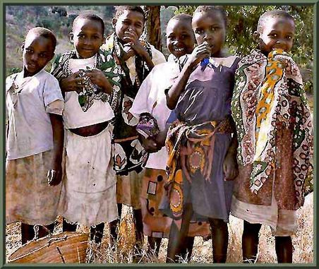 Kinder Tansania